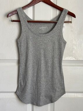 NEW NWT LOFT Gray Scoop Neck Tank Top round hem 100% Cotton layering under shirt